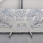 Cristalita blue in slabs